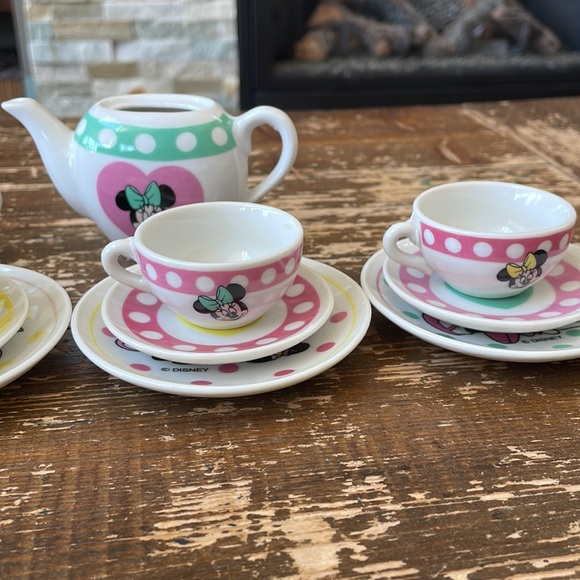 Disney Minnie Mouse Vintage Tea Set - Picture 5 of 6